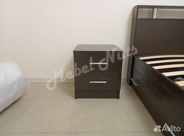 Тумба прикроватная