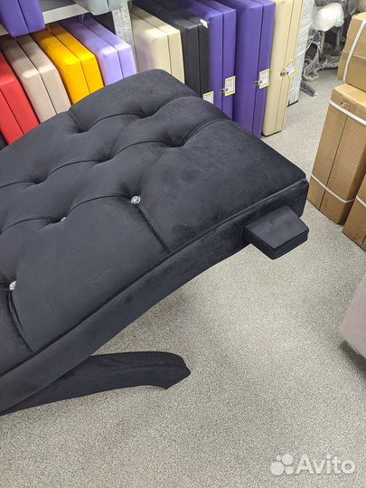 Анатомическая кушетка для наращивания ресниц