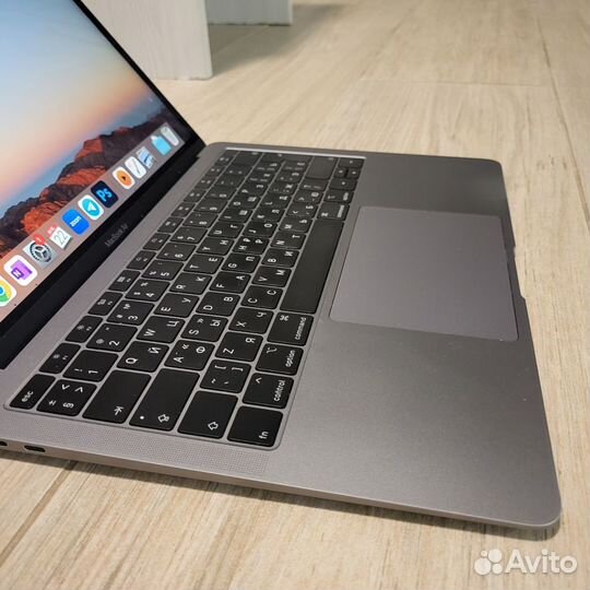 Apple MacBook Air 2018 Retina 128 Гб