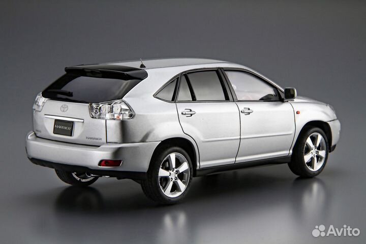 Сборная модель автомобиля Toyota Harrier 350G 1:24