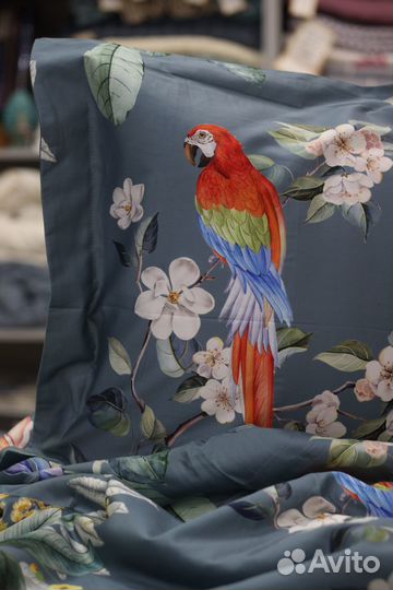 Комплект покрывало,наволочки и простынь