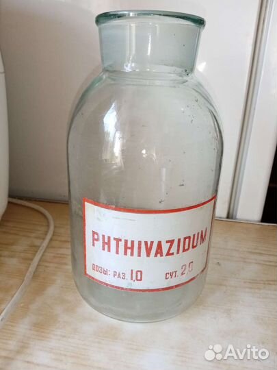 Банки 2х литровые с завинчивающимися крышками