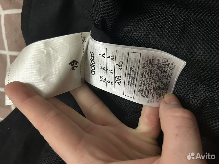 Ветровка adidas