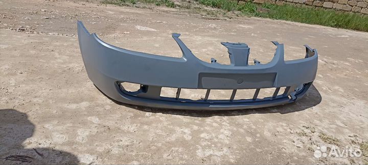 Продам передний бампер на Ниссан Альмера n16