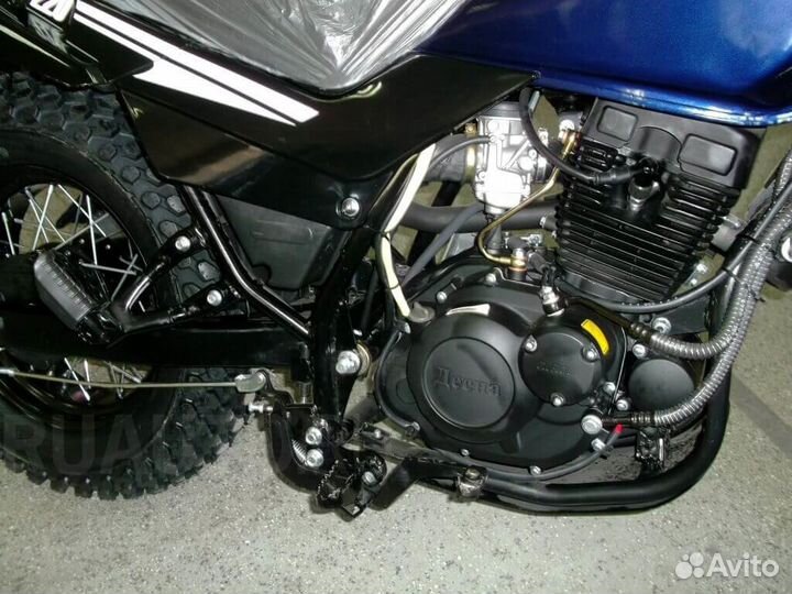 Мотоцикл stels Десна Фантом 220