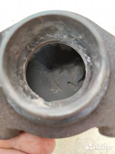 Выпускной коллектор с катализатором Renault Logan