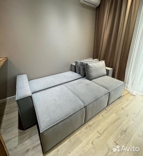 Диван угловой