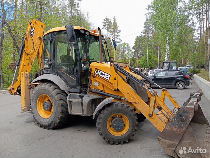 Экскаватор-погрузчик JCB 3CX SM, 2011