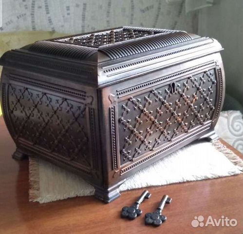 Шкатулка/ ларец/ сундучок с ключом. Винтаж