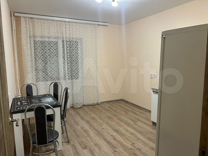 1-к. квартира, 40 м², 5/15 эт.