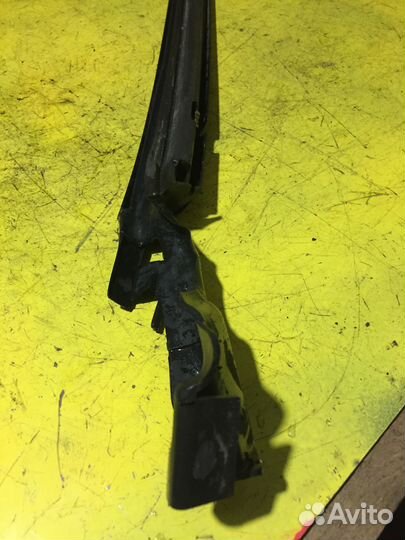 Молдинг лобового стекла правый Mercedes S430L W220