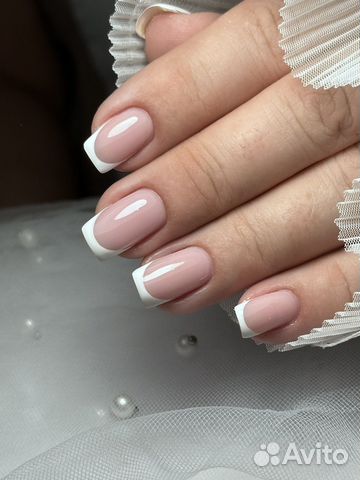 Наращивание ногтей, маникюр, педикюр