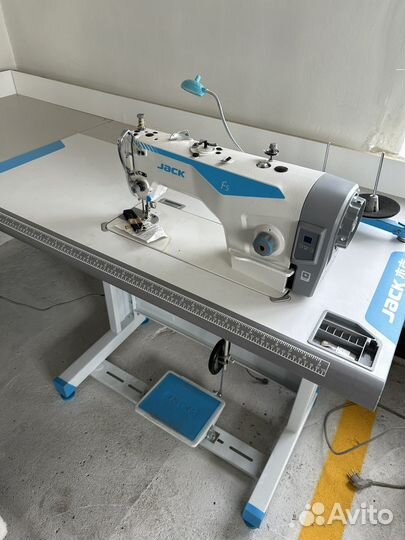 Швейная машина jack f5