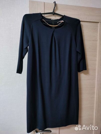 Платье трикотажное р.44