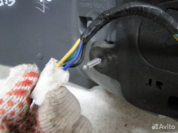 Фонарь задний правый Lexus LS460 2011 4.6