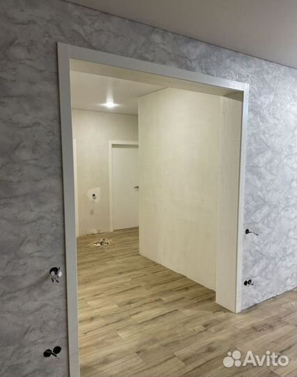 Монтаж межкомнатных дверей