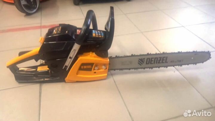 Бензопила DGS 5218 denzel