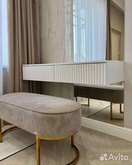 Распашной шкаф