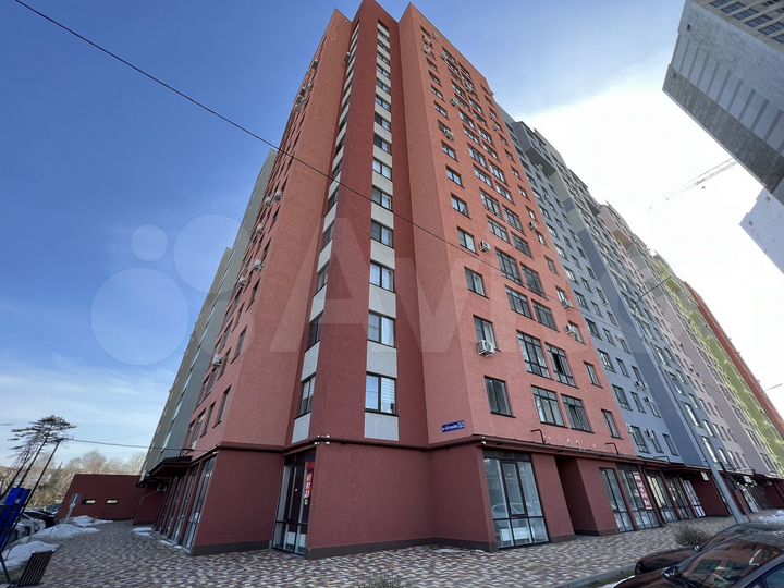 3-к. квартира, 90 м², 15/17 эт.