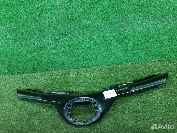 Решетка радиатора Toyota RAV 4 ca40 (2015-2019)