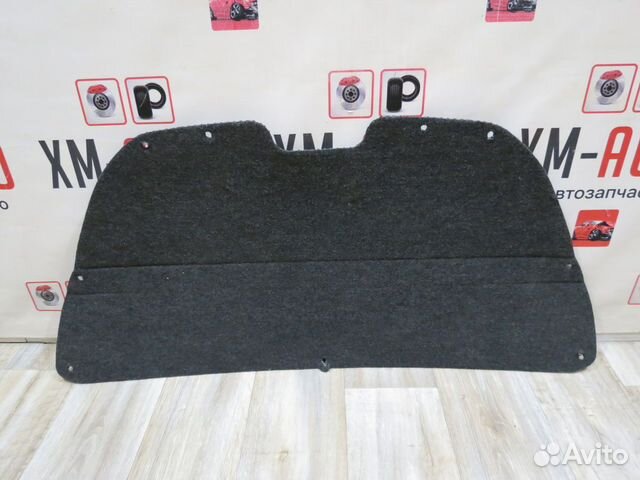 Обшивка крышки багажника Toyota Corolla 150