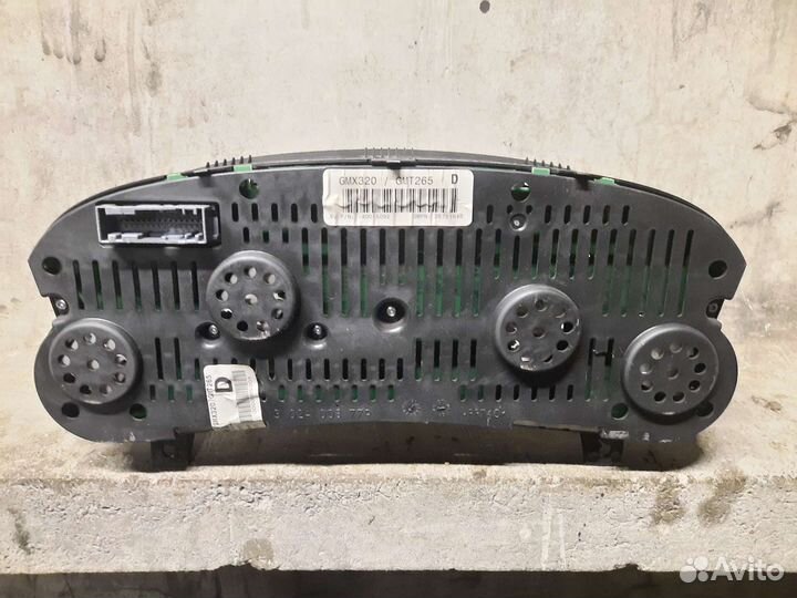 Понель приборов Cadillac SRX 1 2003-2009