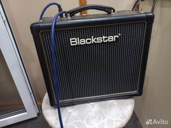 Гитарный комбоусилитель Blackstar HT-1F. Ламповый