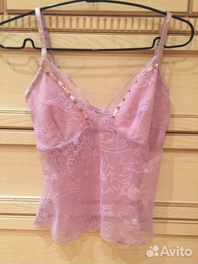 Классный кружевной топ сиреневого цвета