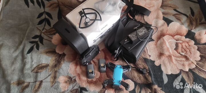 Квадрокоптер dji spark fly more combo