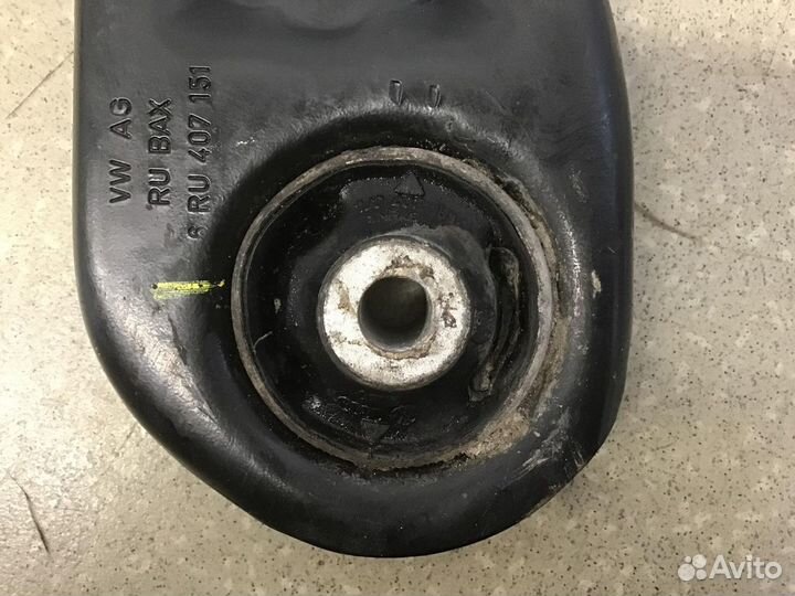 Рычаг передний левый Skoda Rapid 2013-2020