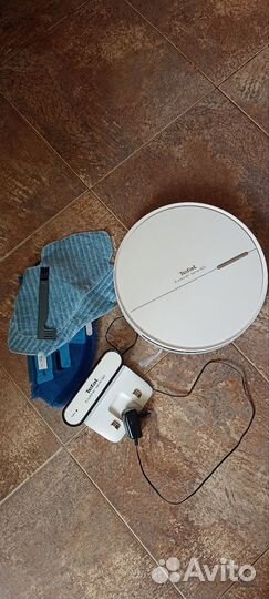 Робот пылесос tefal explorer serie 60