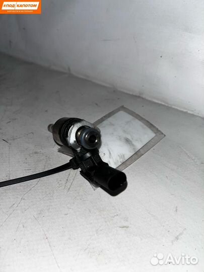 Форсунка топливная Volkswagen Polo 5 2012