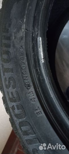 Bridgestone Blizzak VRX 215/50 R17