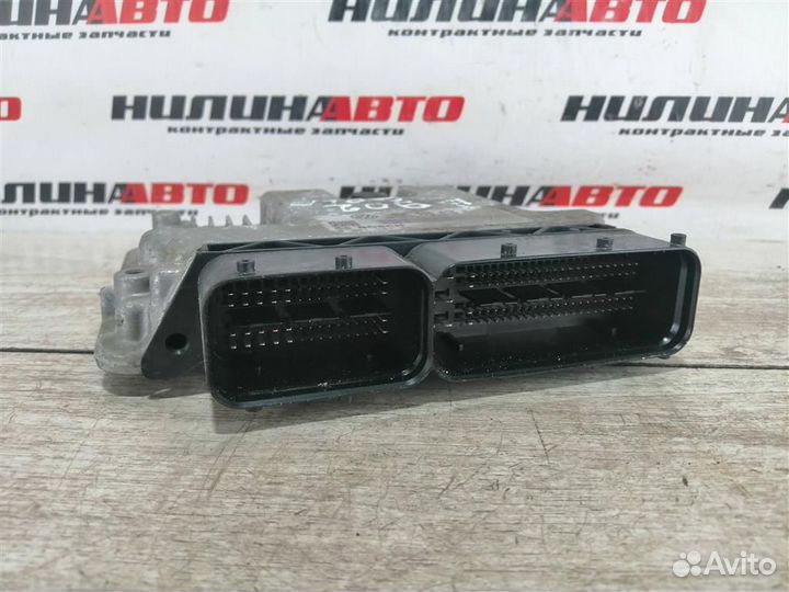 Блок управления двигателем VW Гольф 6 1.4 TSI