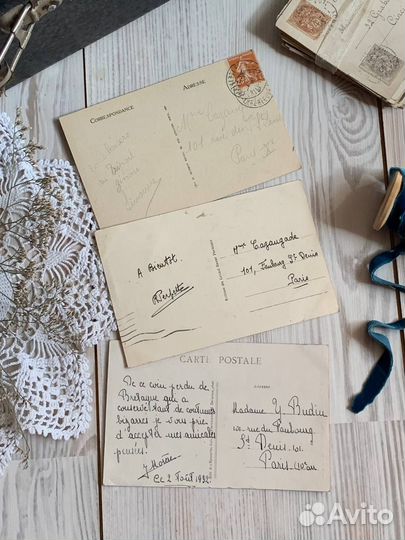 Открытки с прелестными француженками