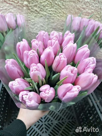 Тюльпаны и розы