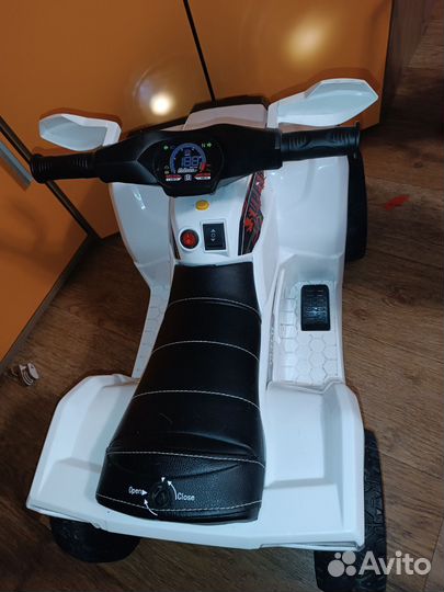 Детский квадроцикл