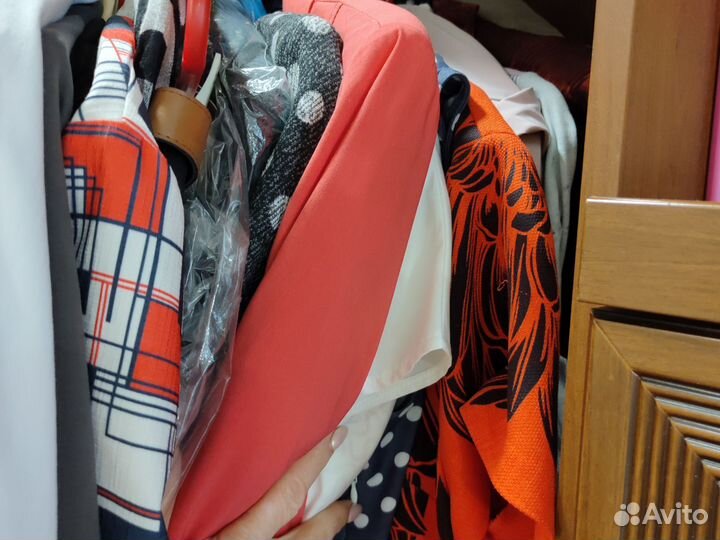 Женские вещи с 48-54 размер