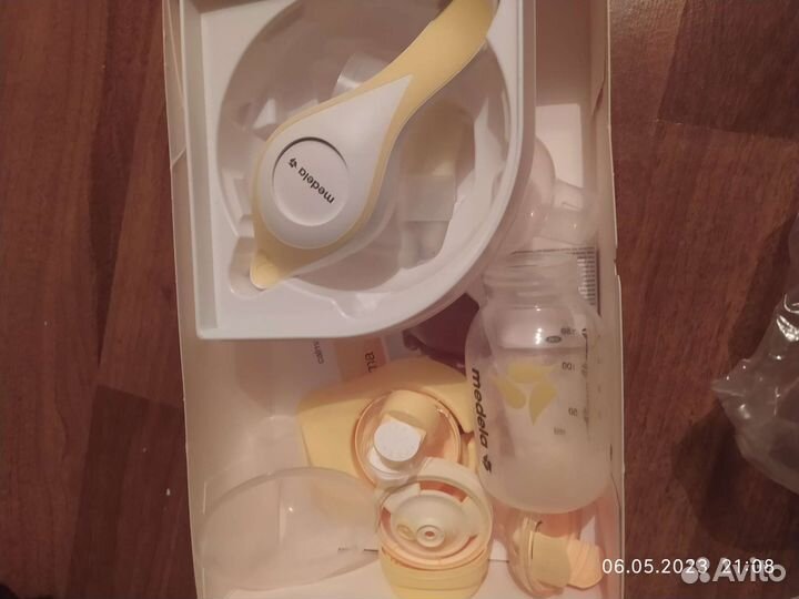 Молокоотсос medela ручной
