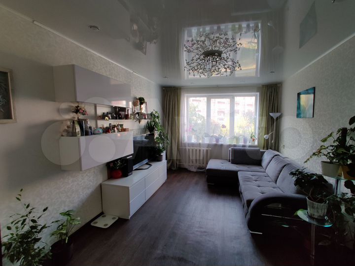 4-к. квартира, 80,6 м², 2/10 эт.