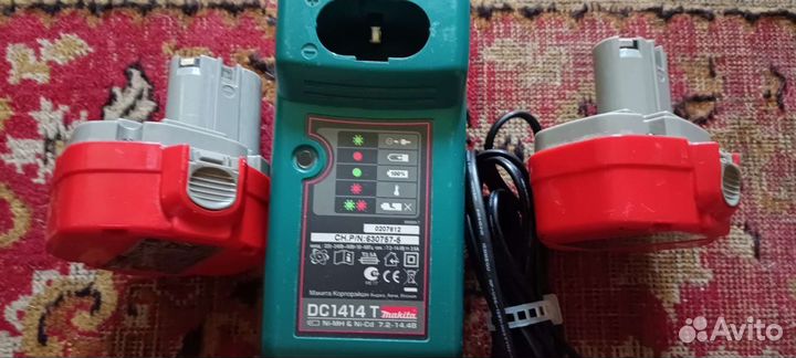 Зарядное устройство и аккумуляторы