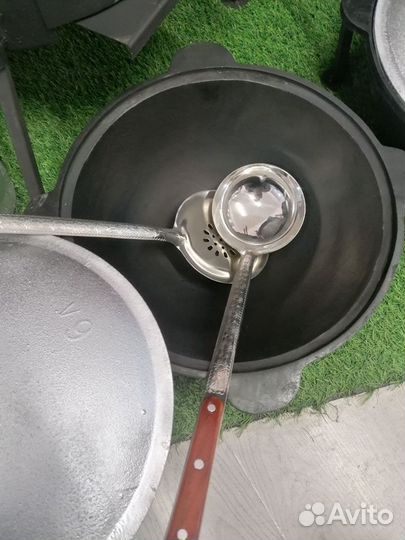 Казан 6л.Узбекский чугун. новый с печкой+шумовка