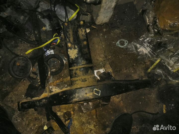 Задняя балка nissan sunny b12 4wd