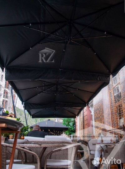 Уличный зонт для кафе