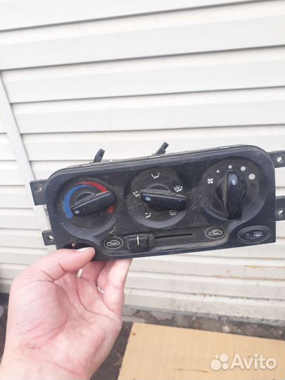 Блок управления печкой матиз 08