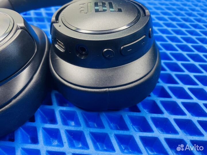 Беспроводные наушники jbl tune 700 bt
