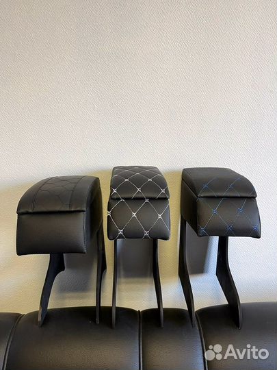 Подлокотник на авто