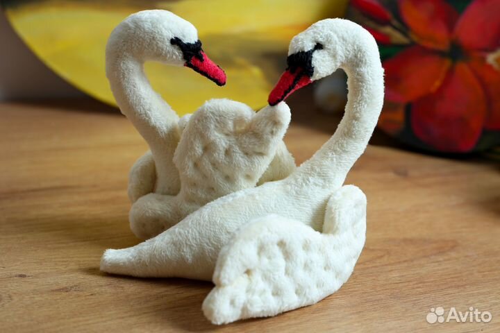 Лебеди белые