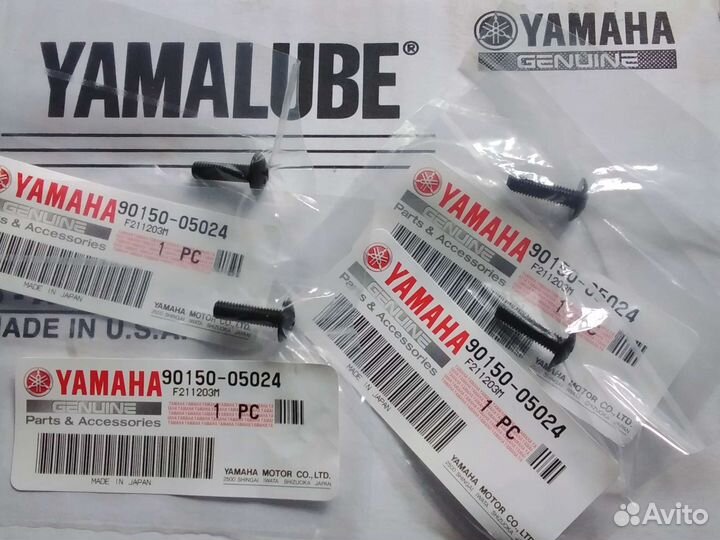 Оригинальный пластиковый винт стекла Yamaha