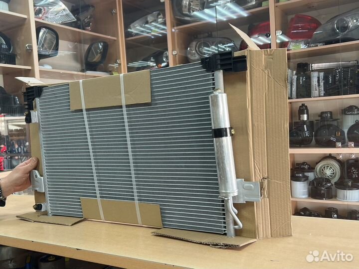 Радиатор кондиционера Мицубиси Лансер / Оутлендер
